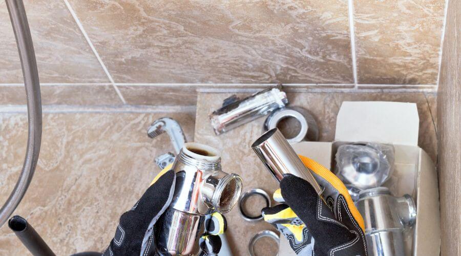 Professional residential roofers in Iliamna, AK